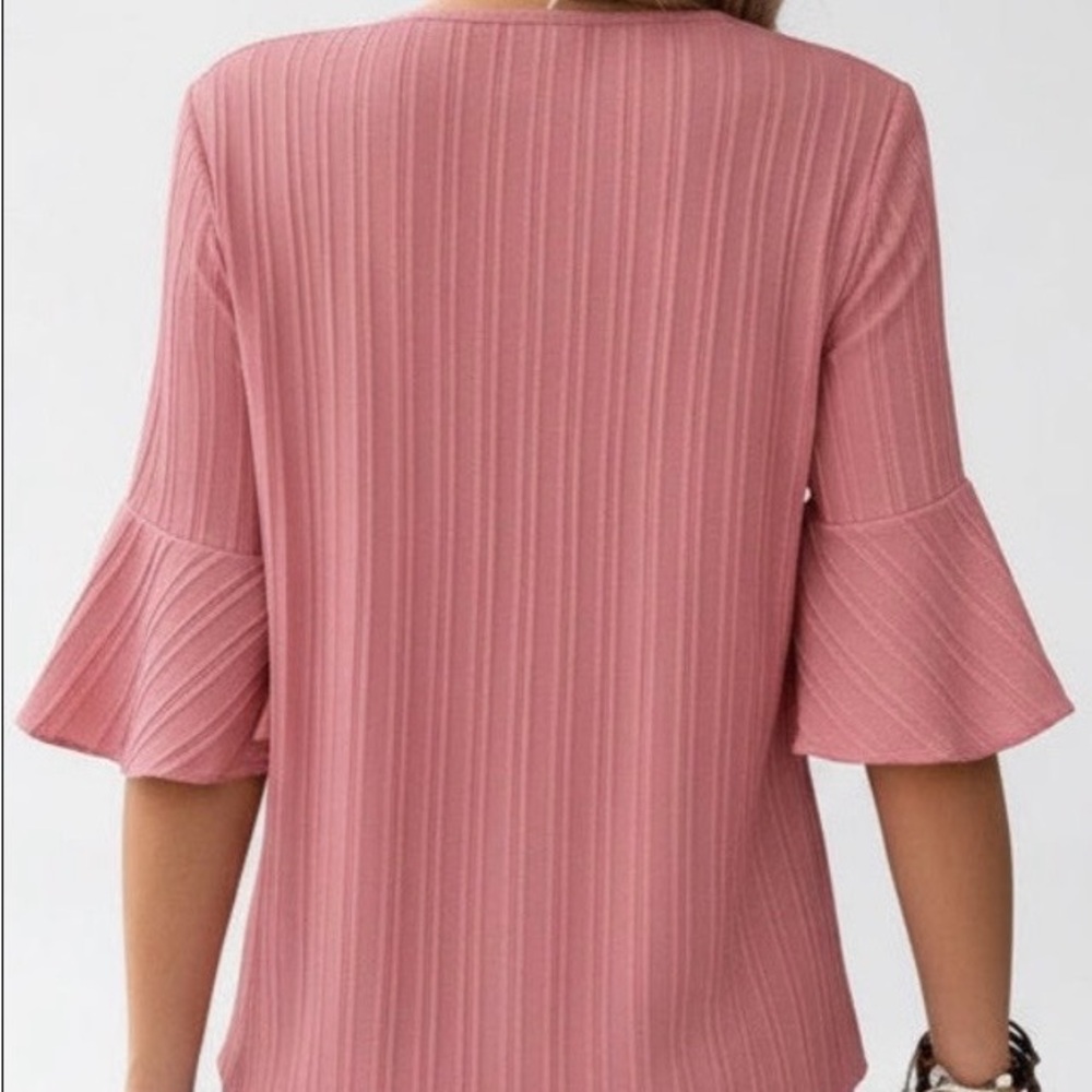 Capri Ruffled Half Sleeve Textured Top Size M - Picture 2 of 2